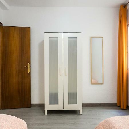 Lovely, New, Bright 3 Mins To Beach Apt 105 Sq Meters لقنت المظهر الخارجي الصورة